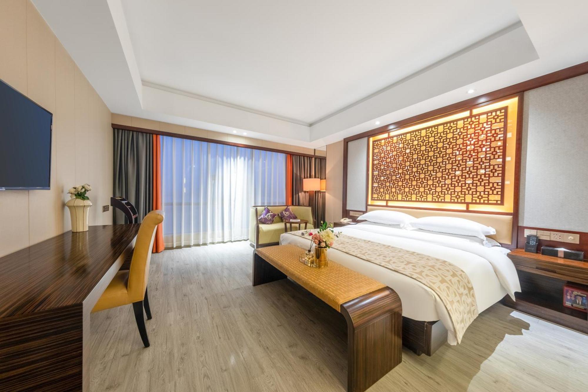 King Royal Hotel Yunfu Экстерьер фото